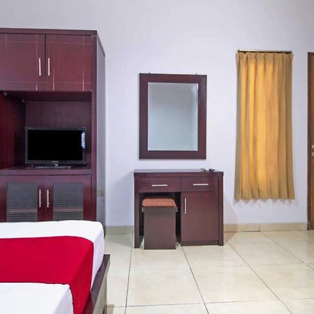 Reddoorz @ Pangeran Antasari 2 Hotell Cilandak  Eksteriør bilde