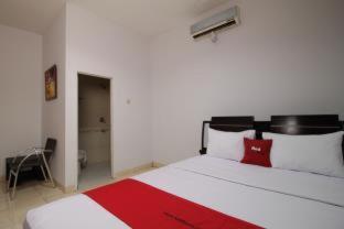 Reddoorz @ Pangeran Antasari 2 Hotell Cilandak  Rom bilde