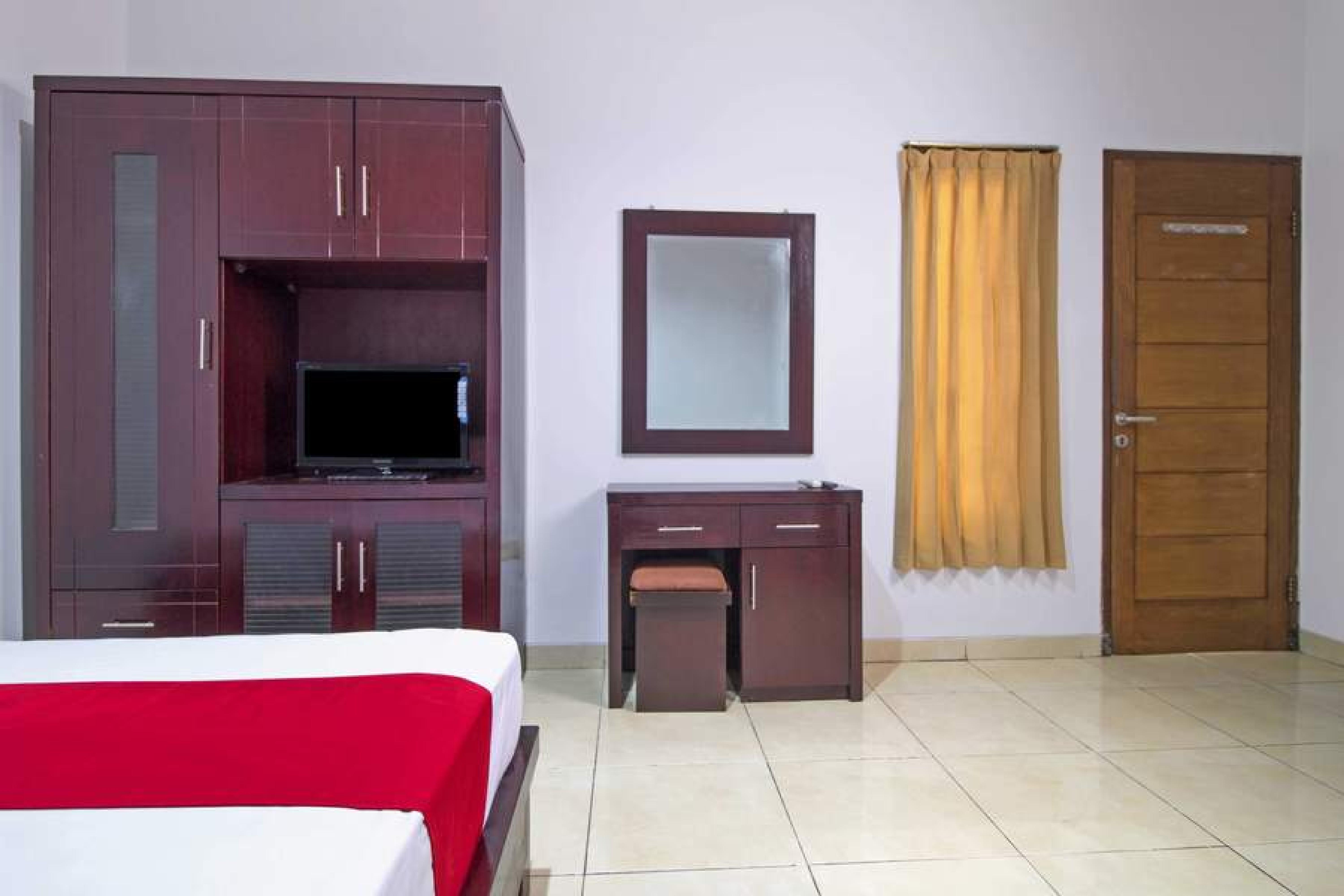 Reddoorz @ Pangeran Antasari 2 Hotell Cilandak  Eksteriør bilde